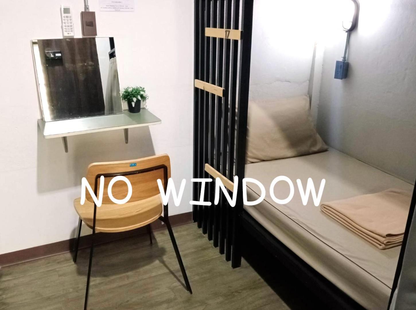 Feel Good Bangkok Hostel מראה חיצוני תמונה