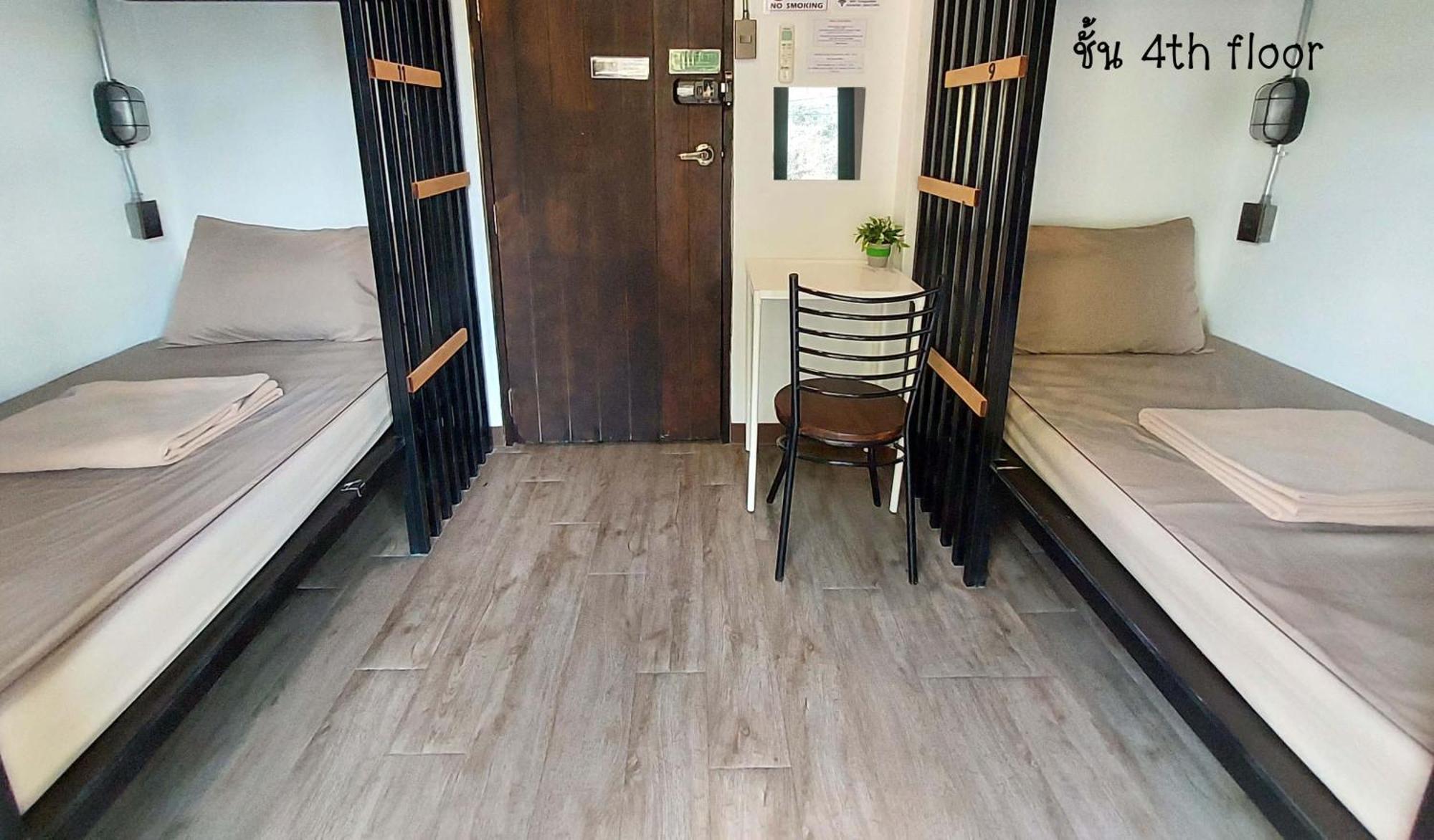 Feel Good Bangkok Hostel מראה חיצוני תמונה