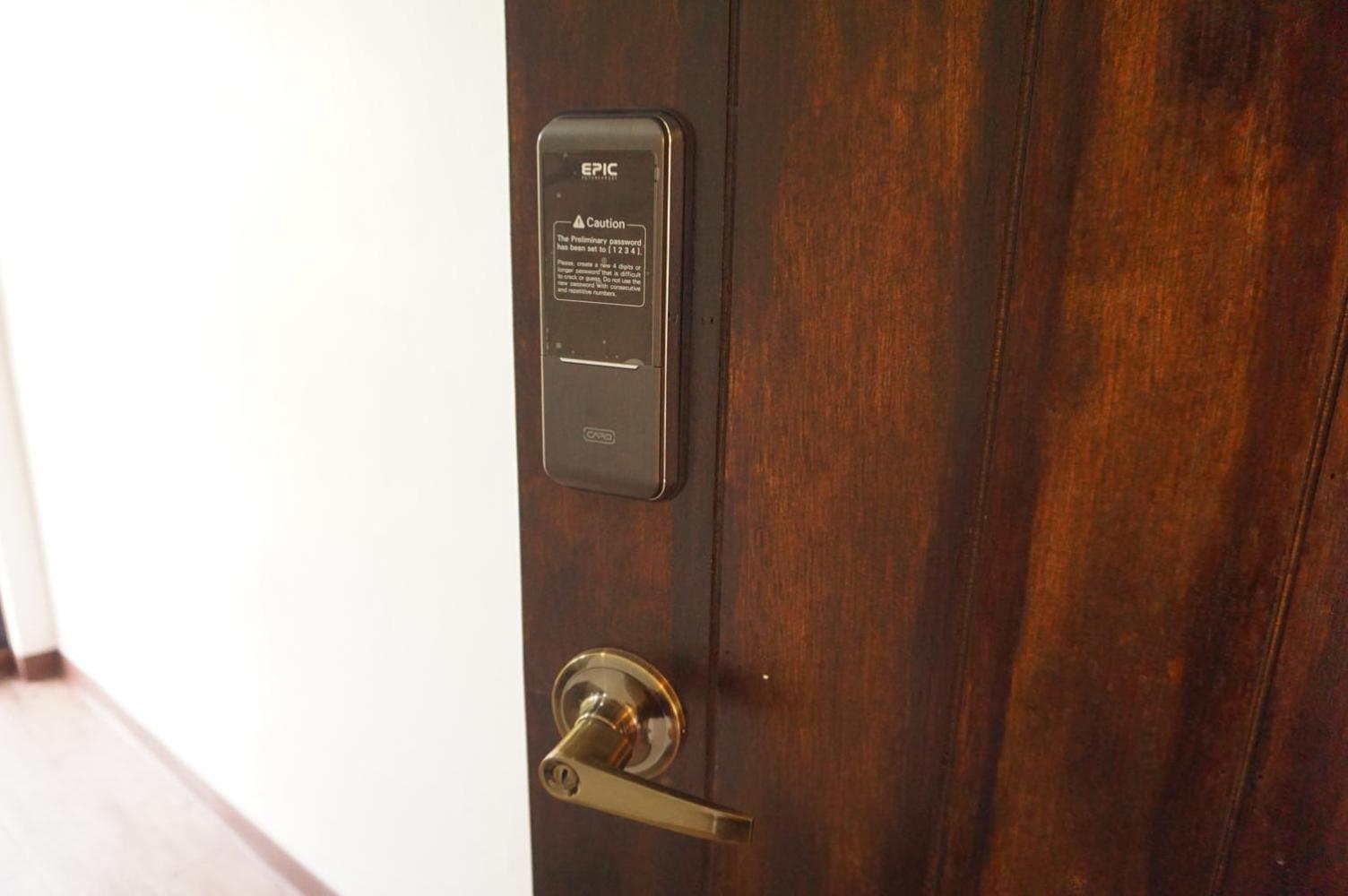 Feel Good Bangkok Hostel מראה חיצוני תמונה